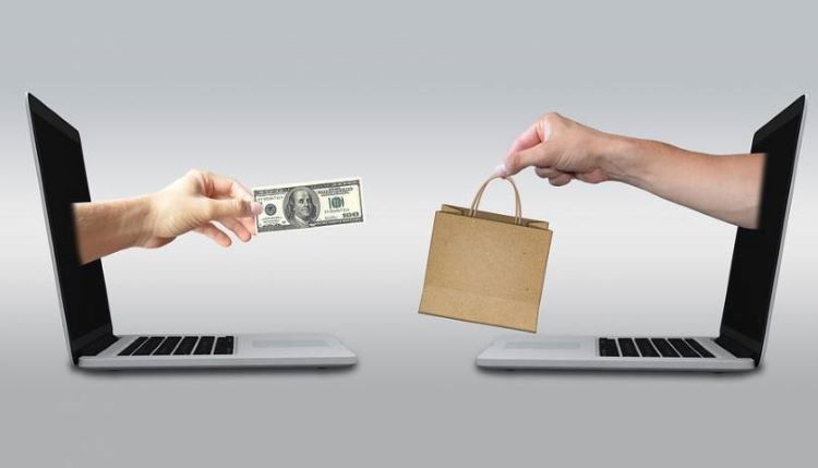 Mua hàng trực tuyến là một hình thức của E-commerce