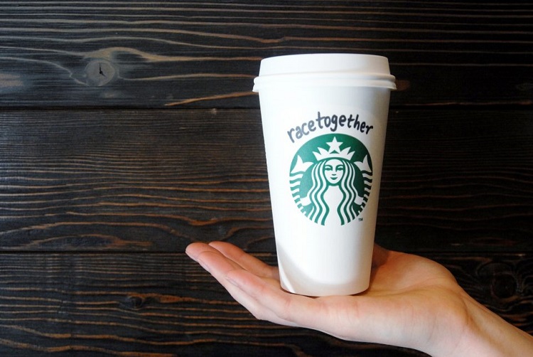 Starbucks cùng chiến dịch “Race Together”