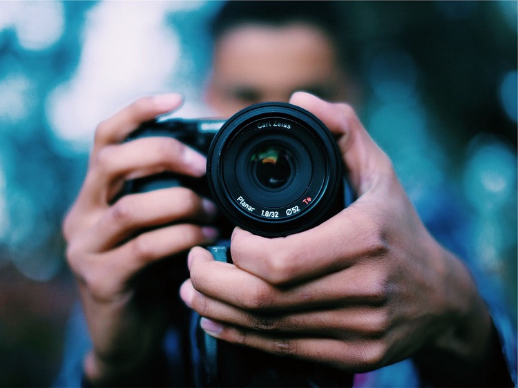 Yêu cầu để theo đuổi nghề nhiếp ảnh gia là gì?